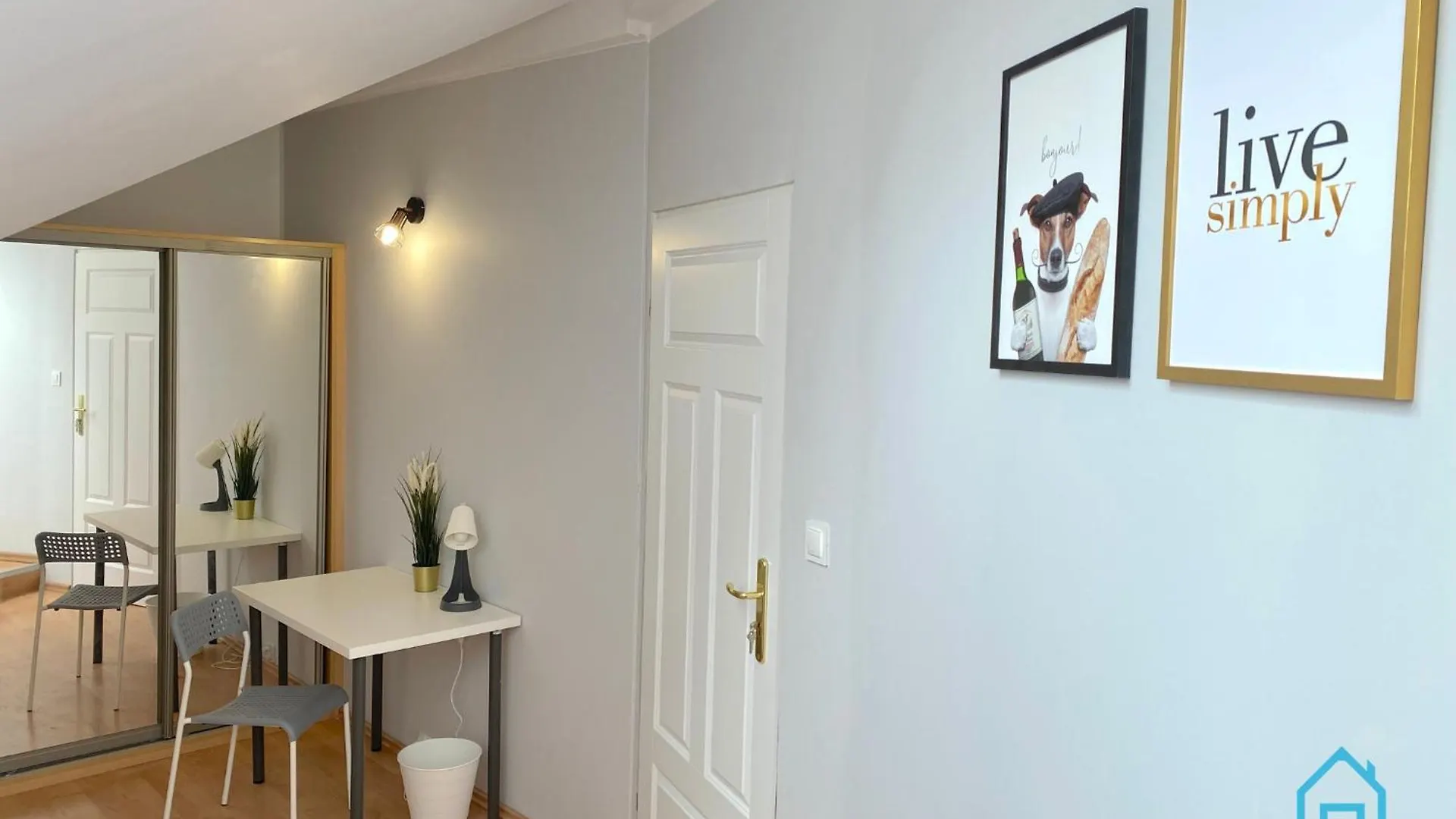 Bonjour Room Gdansk Homestay